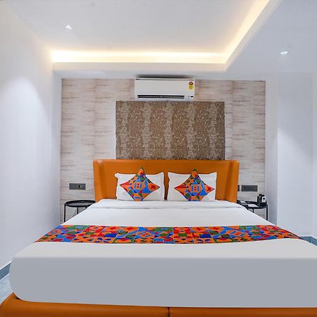 Fabhotel Prime Cloud 5 Studios Hajdarabad Zewnętrze zdjęcie