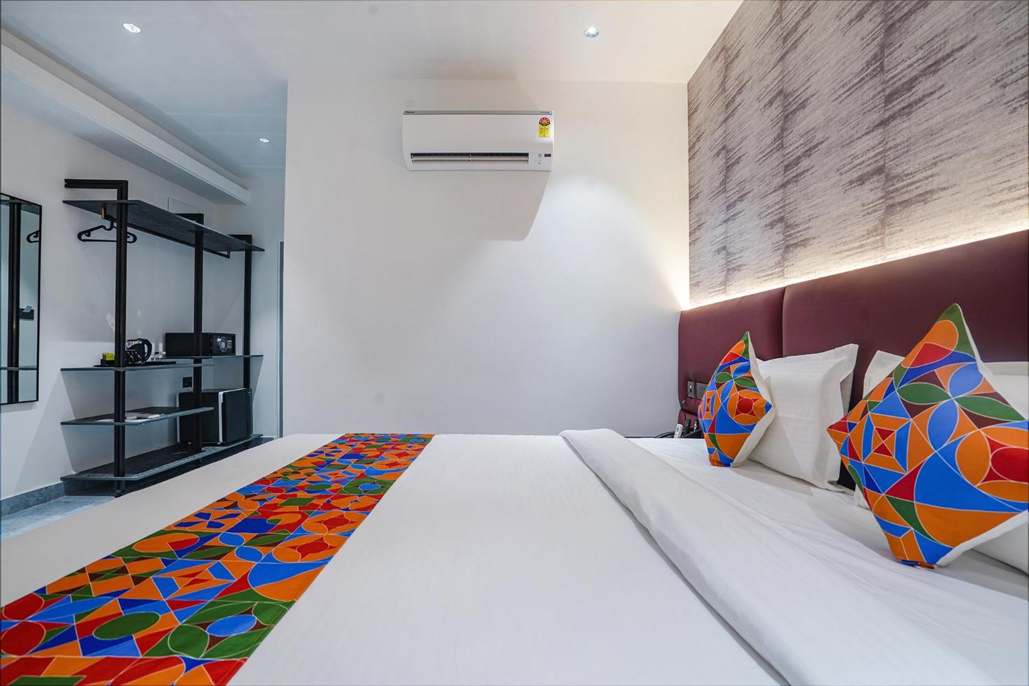 Fabhotel Prime Cloud 5 Studios Hajdarabad Zewnętrze zdjęcie