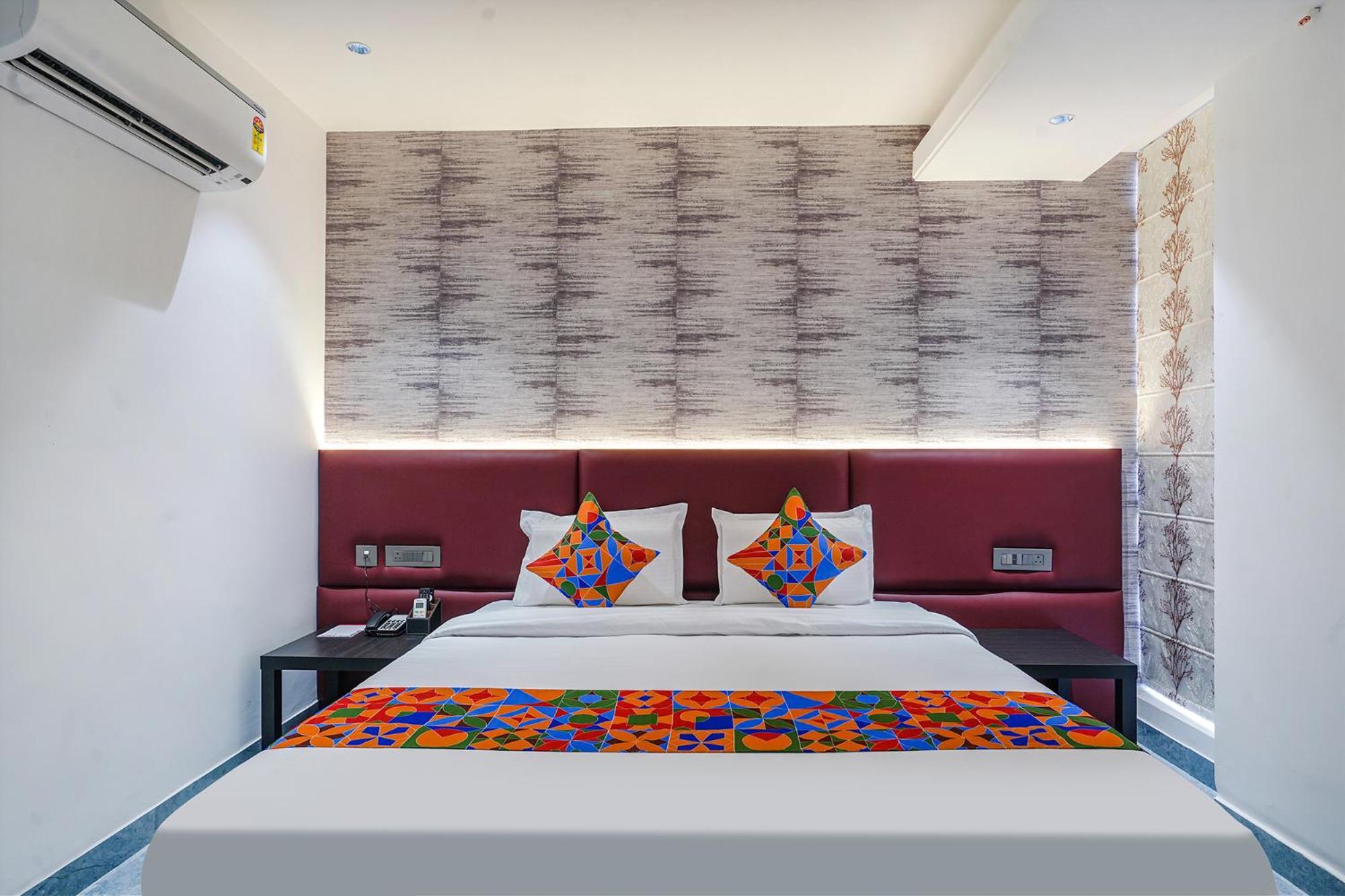 Fabhotel Prime Cloud 5 Studios Hajdarabad Zewnętrze zdjęcie